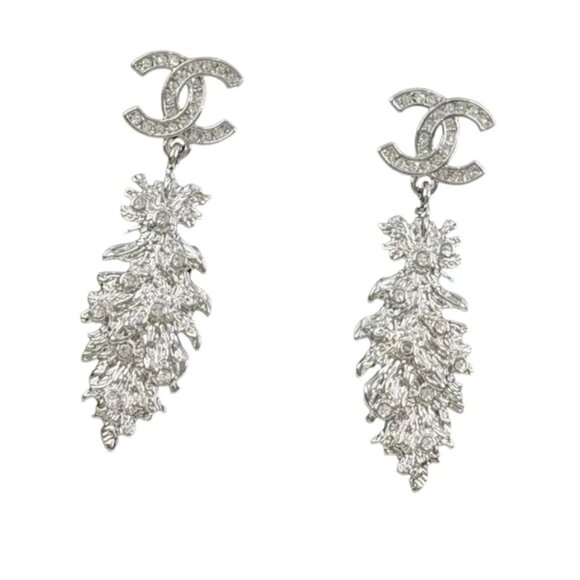 Chanel Pendant earrings - Picture 7 of 8